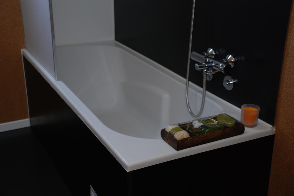B&B Golden Corner 24 Μεσελέν Εξωτερικό φωτογραφία